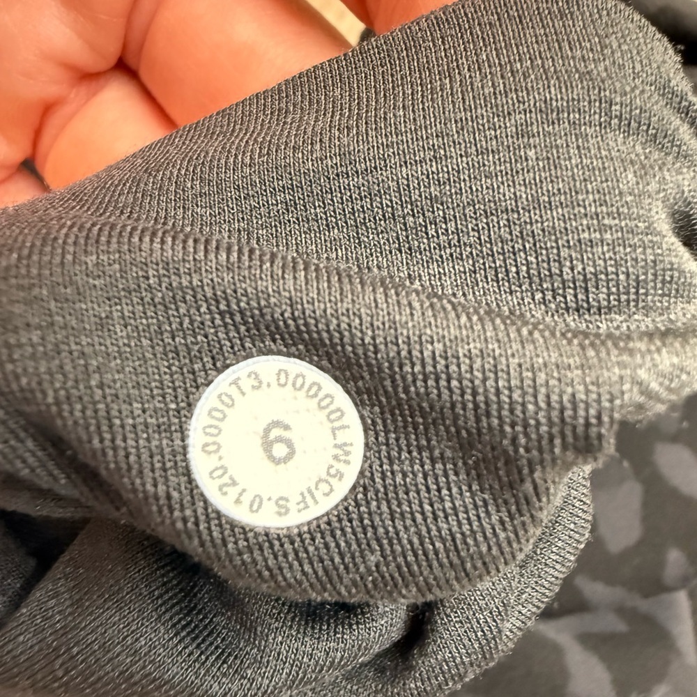Lululemon Align Jogger Leopard Camo Print Size 6 - Picture 11 of 12